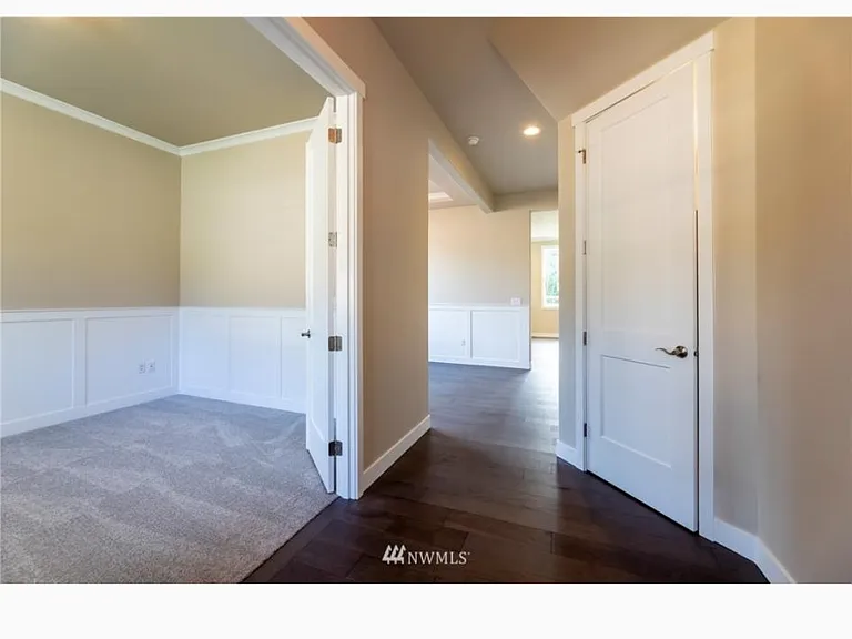 11204 Malcolm Dr NW — Photo 5