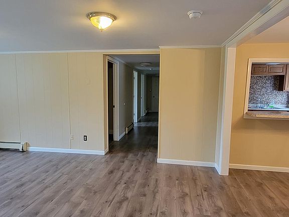 5th image of 920 West St #3