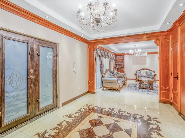 119-12 83rd Avenue image 6 of 26