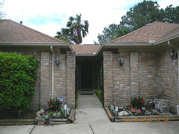 3rd image of 2054 Masters Ln