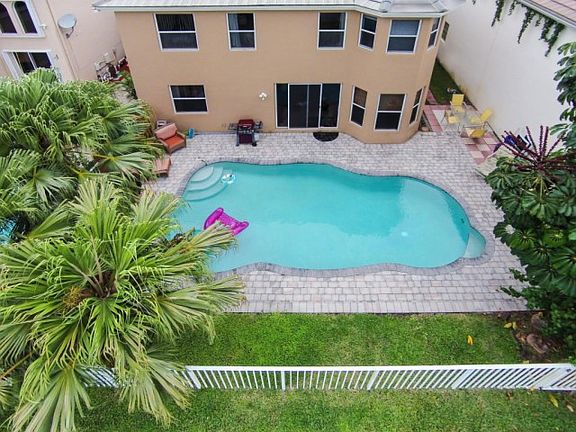 2nd image of 6899 Sea Daisy Dr