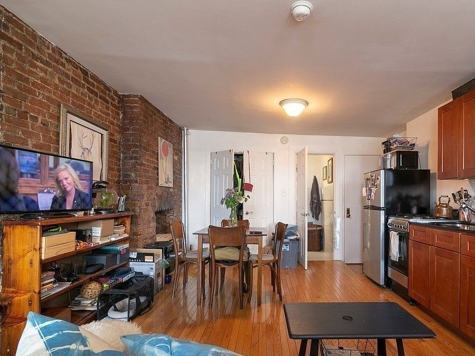 1st image of 188 Bedford Ave #10A