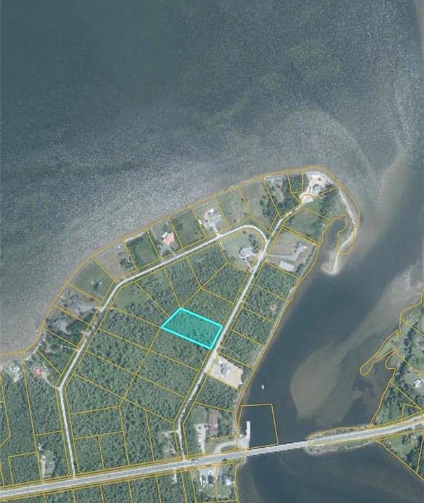 1st image of 5 Tuckers Point Ln #45