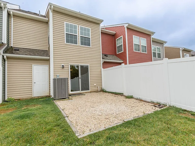 608 Thumper Dr — Photo 21