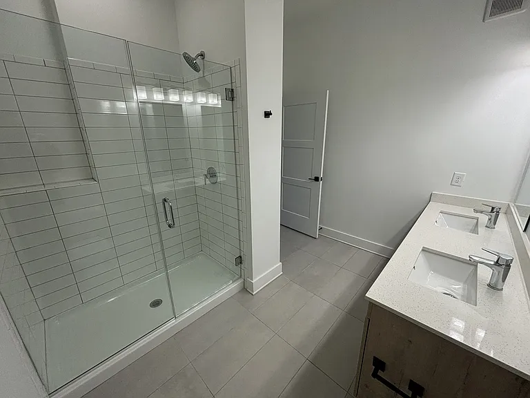 The Argos Apartments on The Beltline — Photo 129