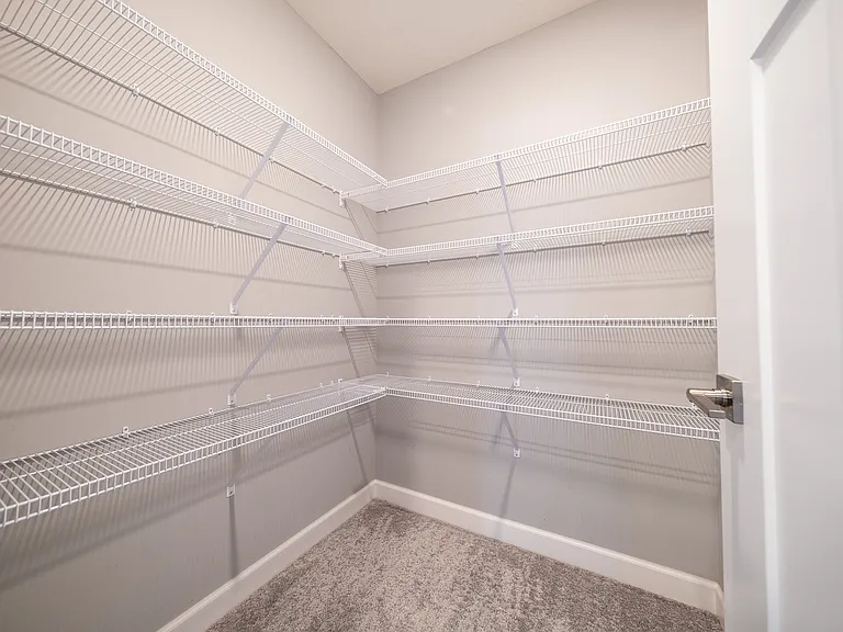 6644 Coach House Ln — Photo 35