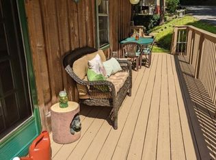 305 Shields View Dr, Gatlinburg, TN 37738