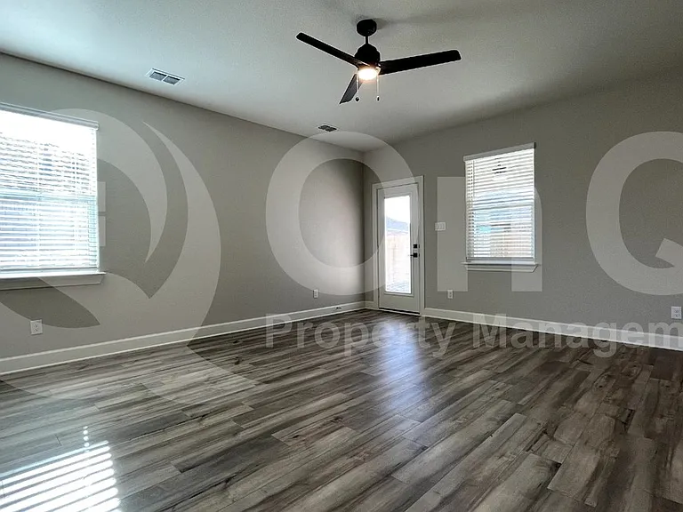 1913 McKee Ct — Photo 21