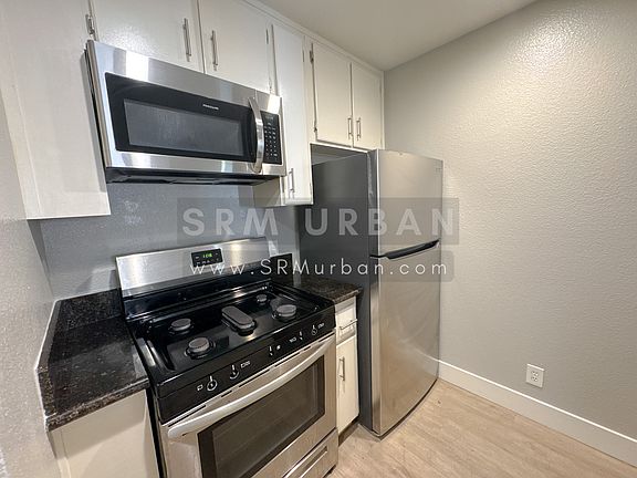 3rd image of 3909 Florida St APT 105