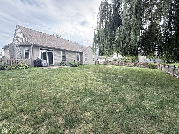 4th image of 2204 Bluewing Rd
