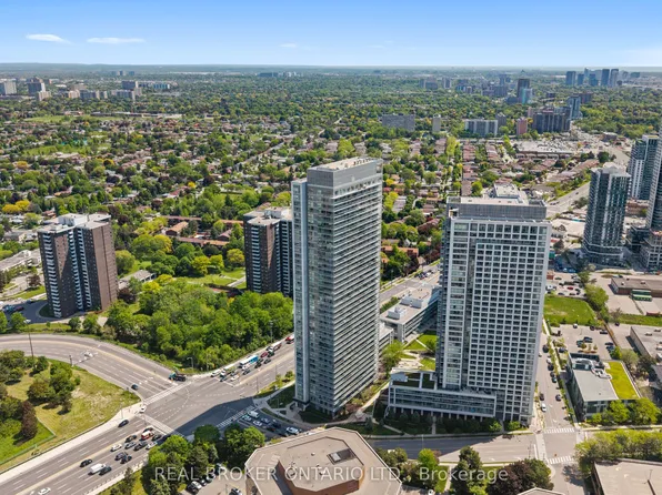 2015 Sheppard Ave E #3010, Toronto, ON M2J 0B3