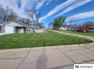 1283 N Spruce St, Wahoo, NE 68066