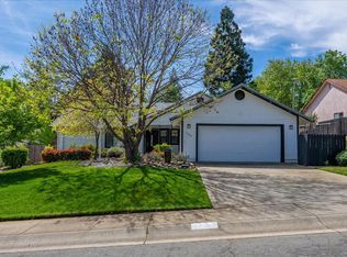 2752 Summerbreeze Pl, Redding, CA