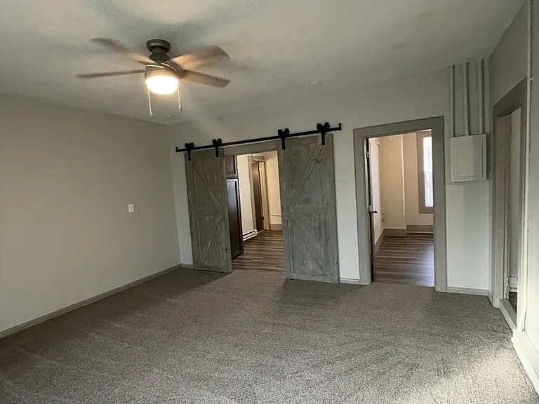 1108 Rose St — Photo 3