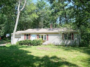 21 Woodward Dr, Milford, NH 03055
