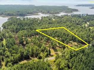 1323 Bailey Pointe Dr, Belhaven, NC 27810