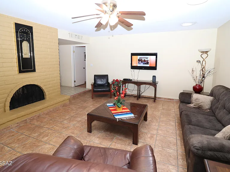 5602 N Camino Del Sol — Photo 14