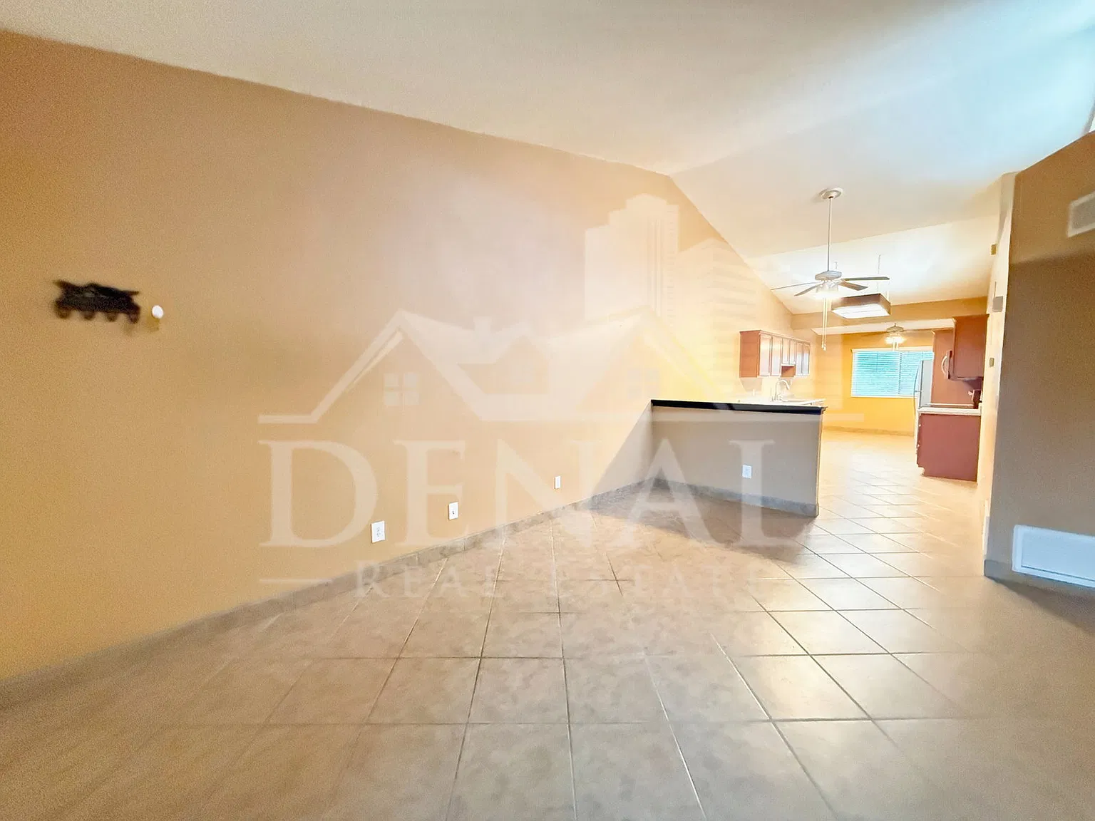2 bed, 2.0 bath, 1060 sqft, $1,195 — Photo 4