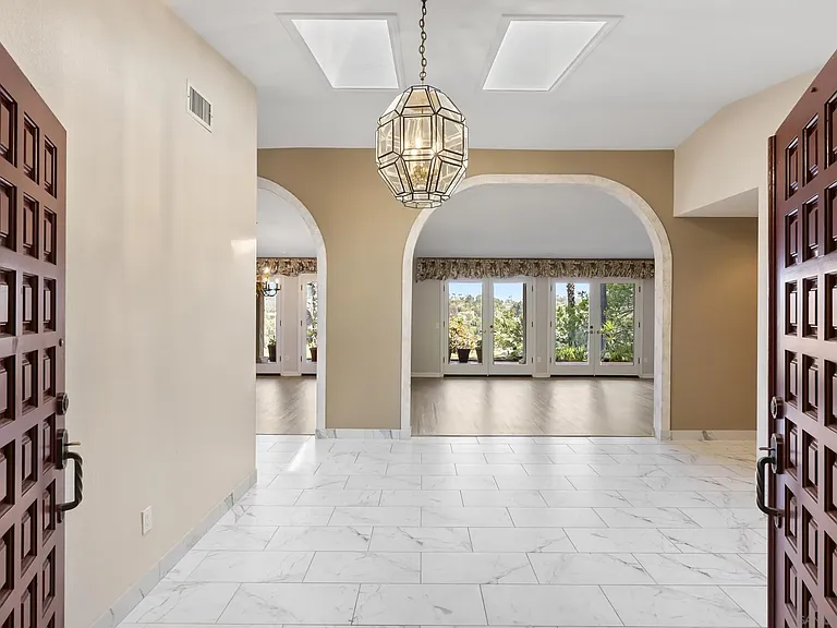 6518 Monte Fuego — Photo 10