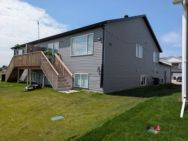 1705 Tobi Ln — Photo 6
