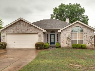 310 Richy Rd, Roanoke, TX 76262