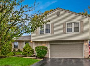 1004 Old Mill Grove Rd, Lake Zurich, IL 60047