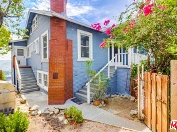 4th image of 2100 Roselin Pl