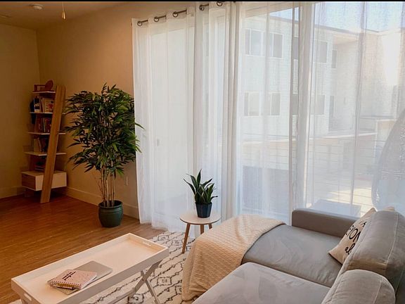 3rd image of 604 N Bluff Dr Unit 207