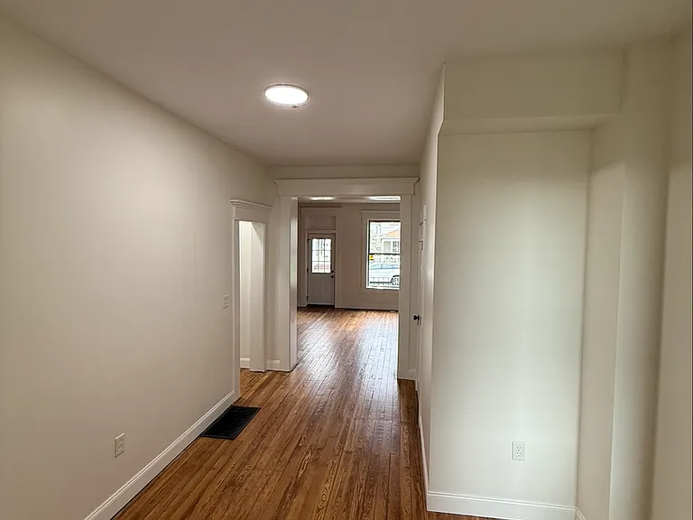 433 Hanford St — Photo 10