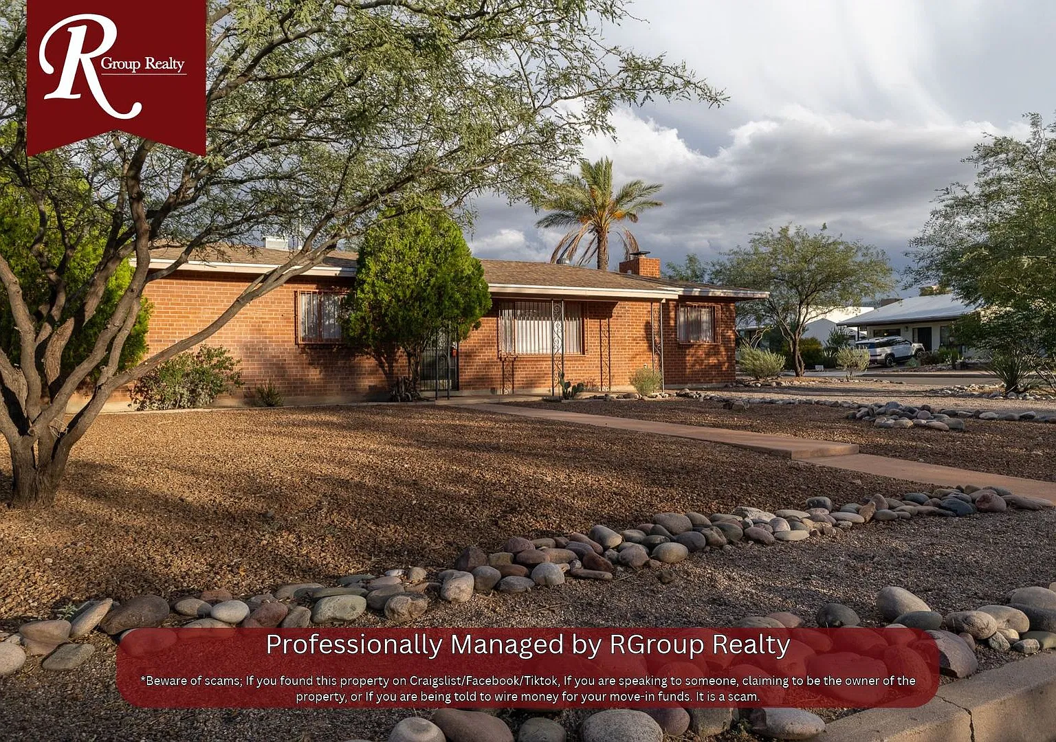 Spacious 4-Bed Rental Near University of Arizona with Large Fenced Yard | 2010 N Vine Ave — Photo 1