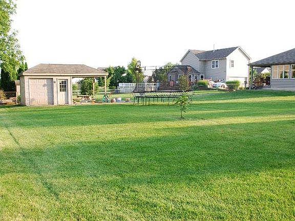 4th image of 16205 Orchard Trl