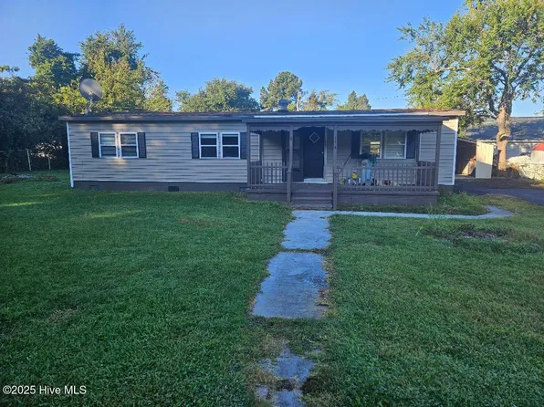 176 Pine Street, New Bern, NC 28560