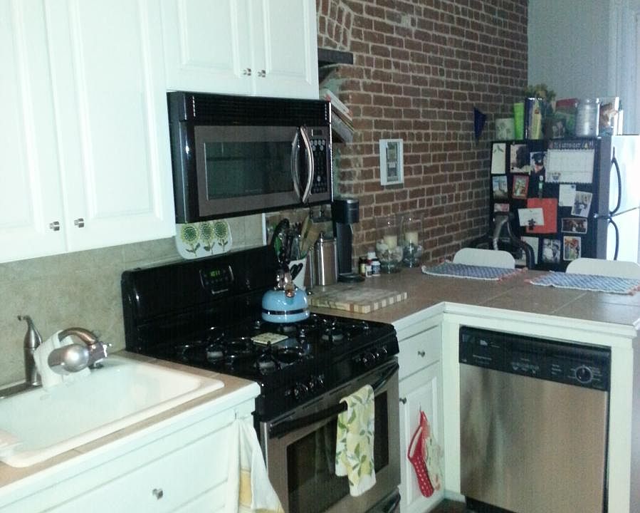 1st image of 841 Willow Ave