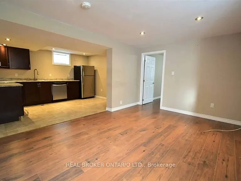 1 Vine St #BASEMENT — Photo 10