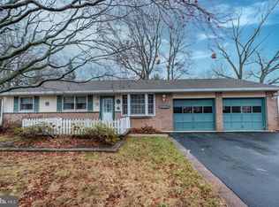 1 Diane Dr, Malvern, PA 19355