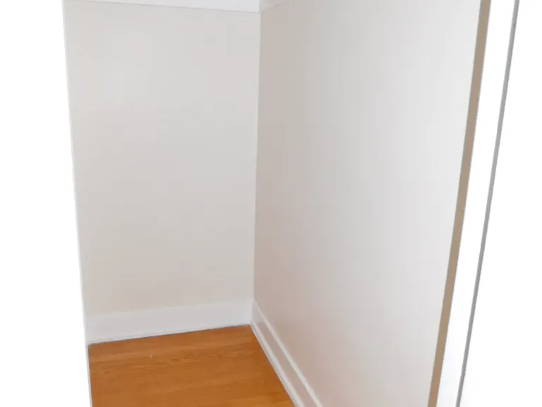429 Linden Ave #L2 — Photo 11