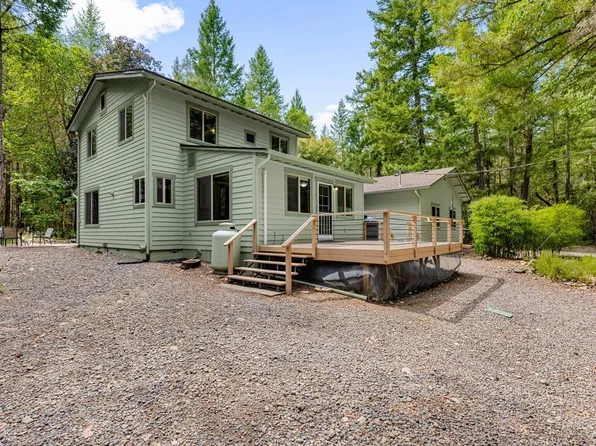 8843 Deer Creek Rd, Selma, OR 97538