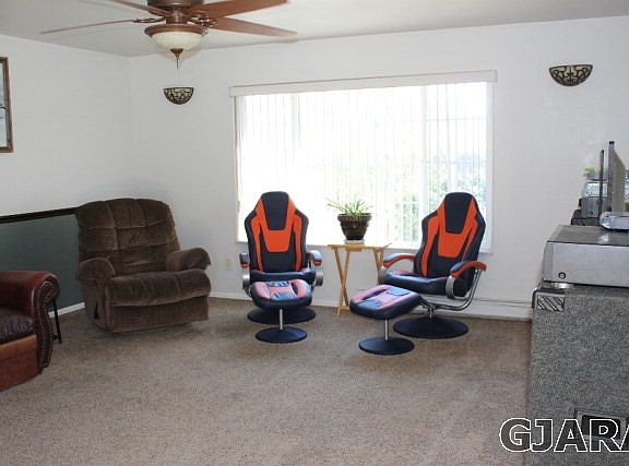 3rd image of 3030 1/2 N Moorland Cir