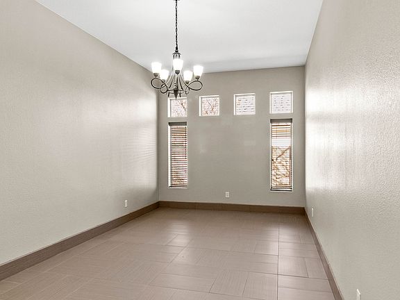 3rd image of 2029 Sinfonia Ave