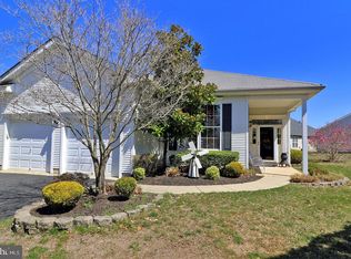 4 Geyser Pl, Barnegat, NJ 08005