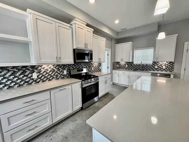 6911 Meador Ave — Photo 14