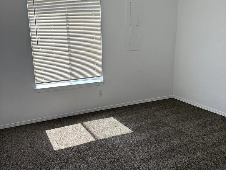 4808 Driftwood Ave NW — Photo 24