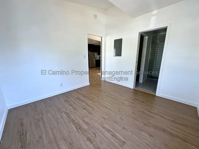 425 E Wellington Ave #1114 — Photo 3