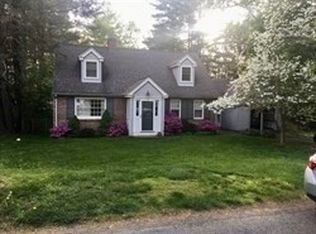 15 Blue Hills Rd, Amherst, MA 01002
