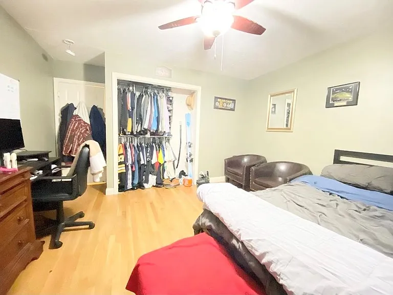 4 O St #1 — Photo 4