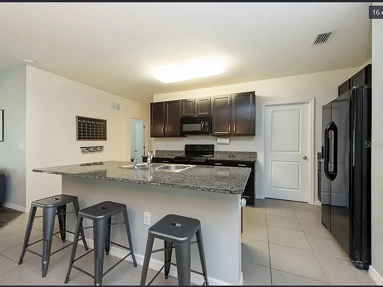 5024 San Palmore Dr — Photo 9