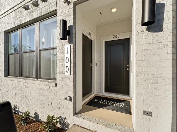 154 N White St #200, Wake Forest, NC 27587