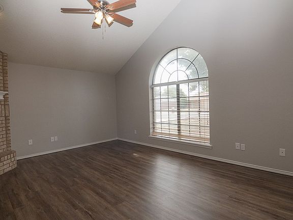 4th image of 5726 94th St
