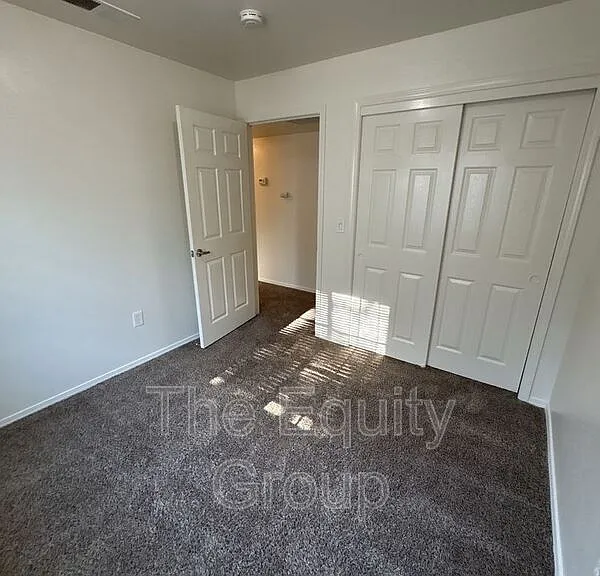 4223 W Walnut Ave #B — Photo 12