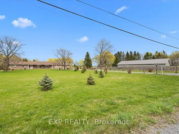 3382 Carp Rd, Ottawa, ON K0A 1L0